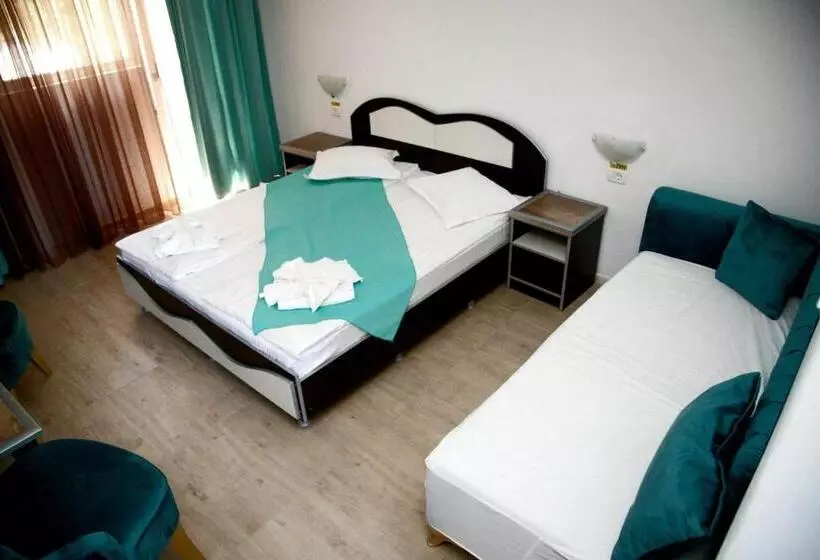 ホテル Iulia Resort