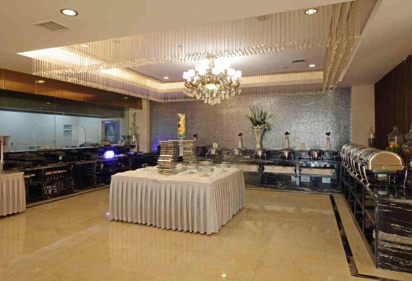 호텔 Huagang International