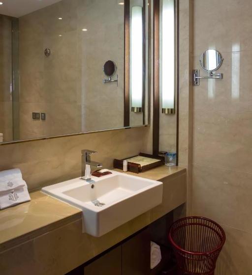 Отель Xigang Aviation