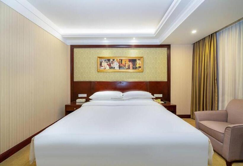 Vienna Hotel Dongguan Houjie Exhibition Center