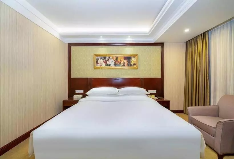Vienna Hotel Dongguan Houjie Exhibition Center