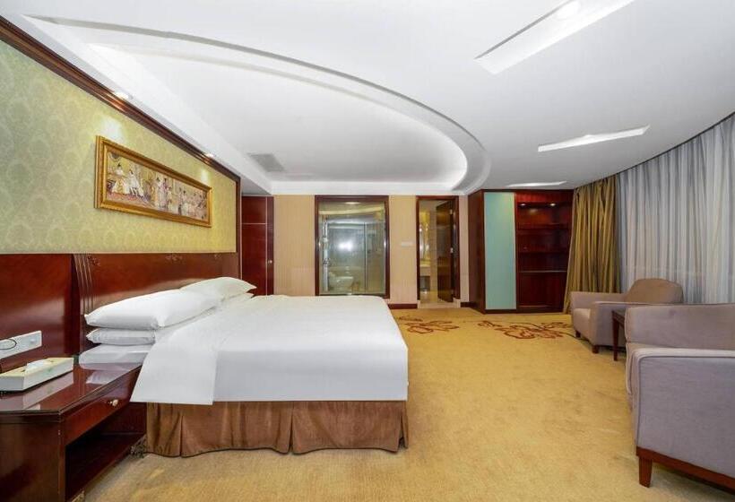 Vienna Hotel Dongguan Houjie Exhibition Center