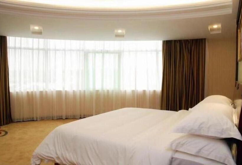 Vienna Hotel Dongguan Houjie Exhibition Center