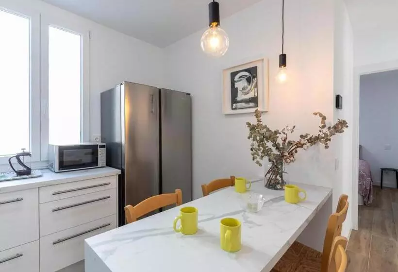 هاستل C/ Navarra Habitación 2 4