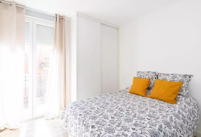 هاستل C/ Navarra Habitación 2 4