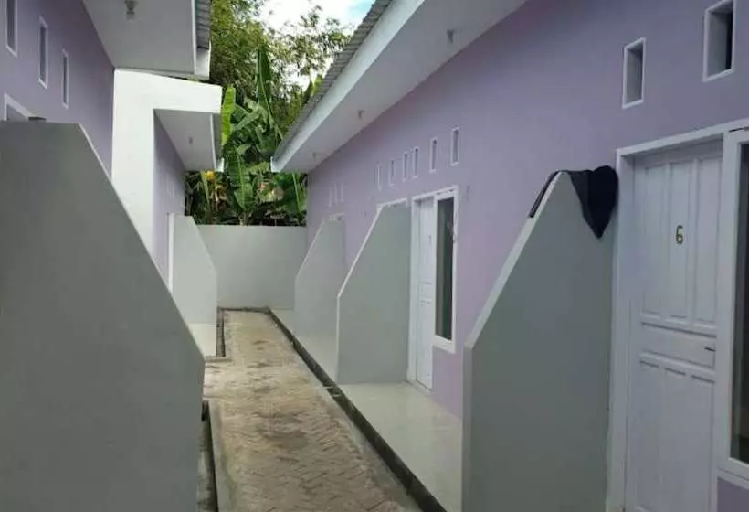 Hotelli Oyo 94015 Kost Alif