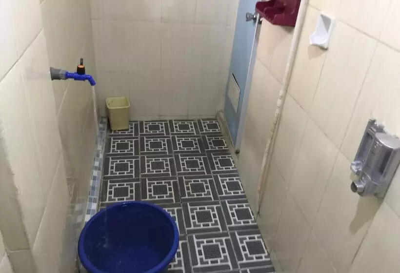 ホテル Spot On 94040 Agung Home Stay