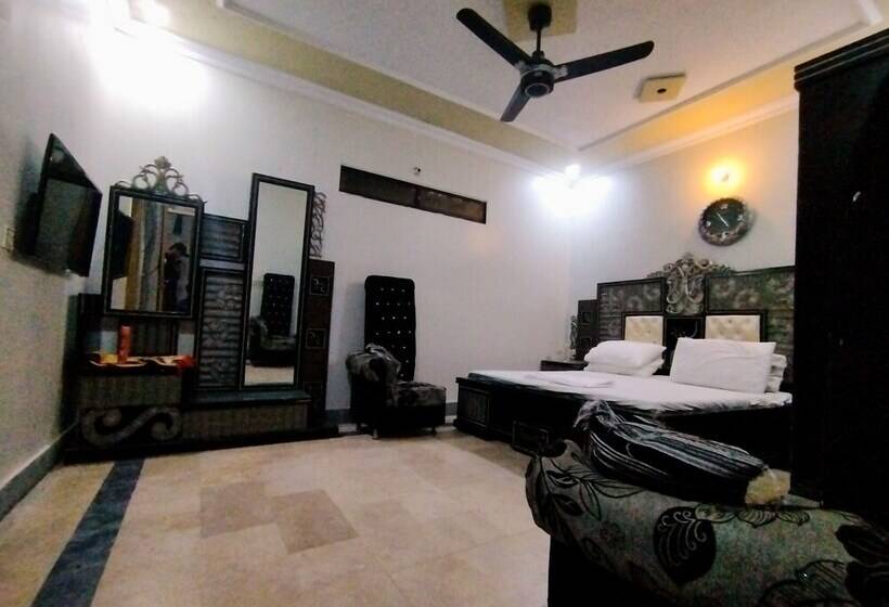 پانسیون Hill View Guest House