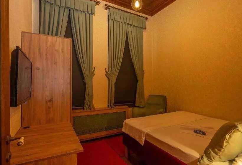 Hotelli Araz White House