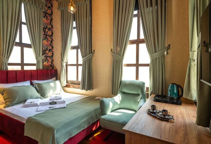 בית מלון כפרי Araz White House