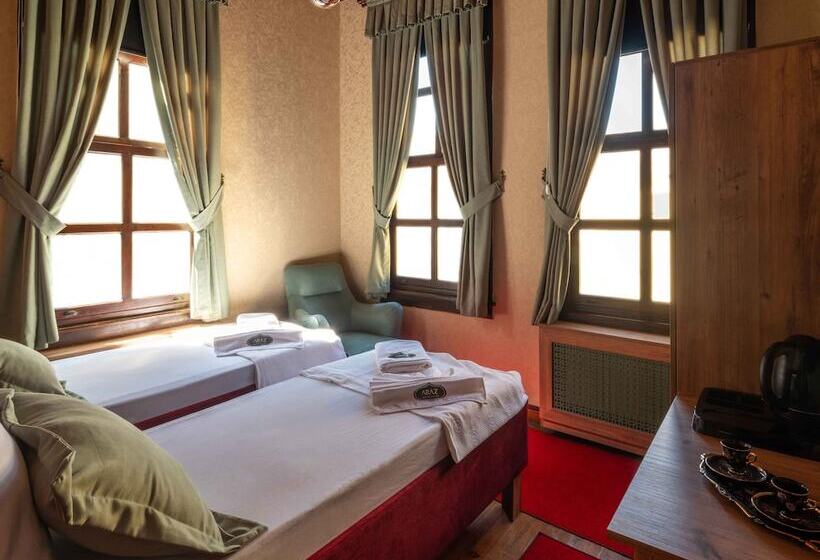 בית מלון כפרי Araz White House