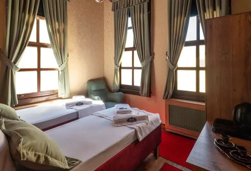 Hotelli Araz White House