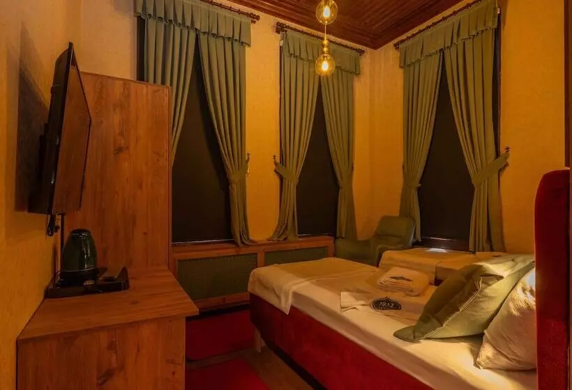 Hotelli Araz White House