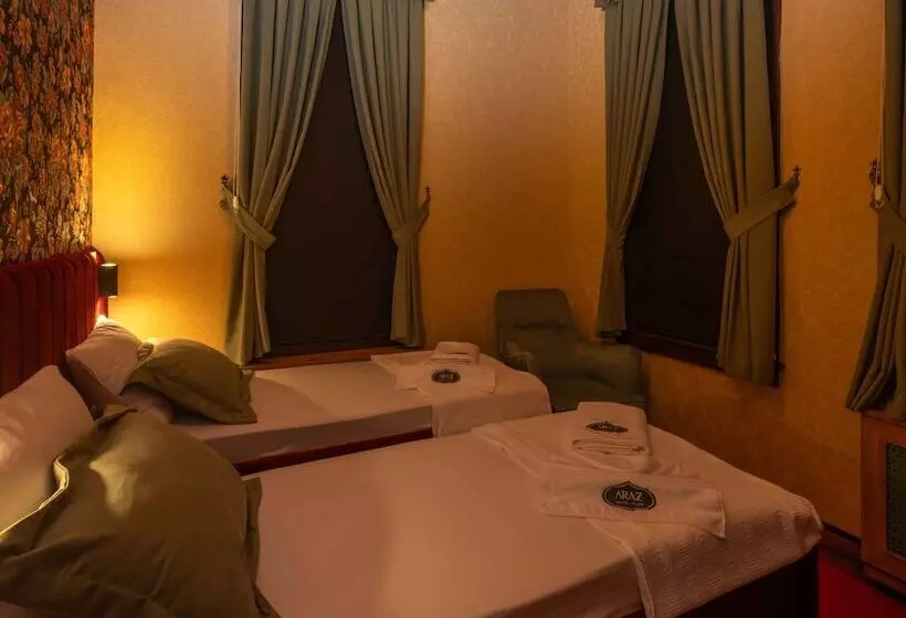 Hotelli Araz White House