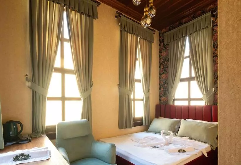 Hotelli Araz White House