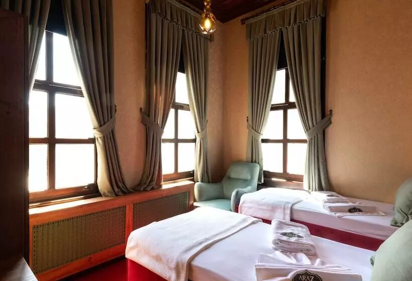 Hotelli Araz White House