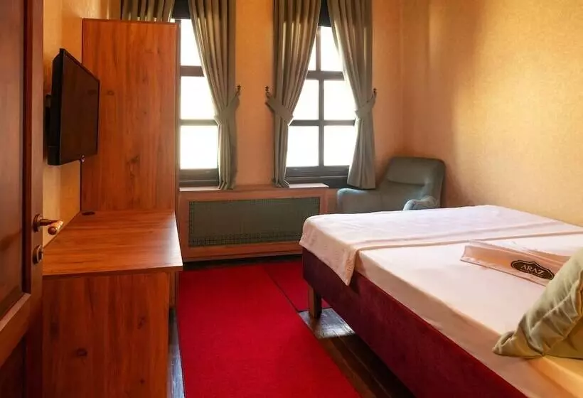 Hotelli Araz White House