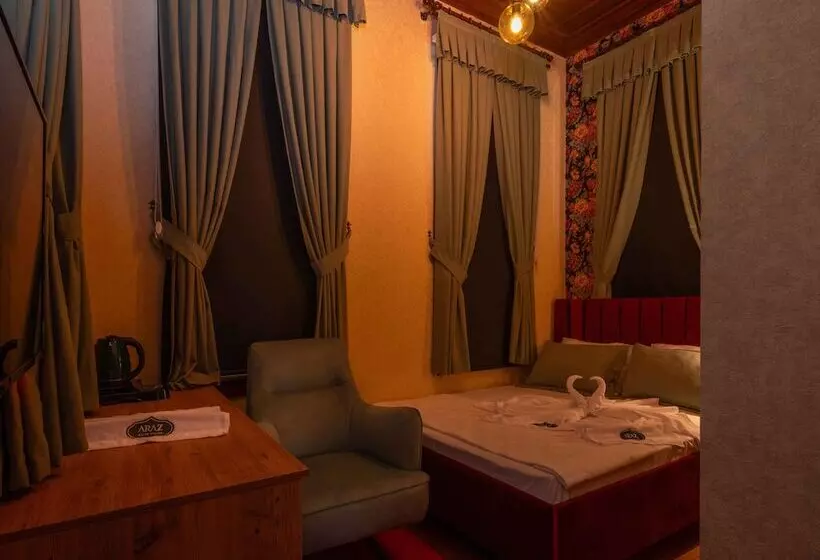 Hotelli Araz White House