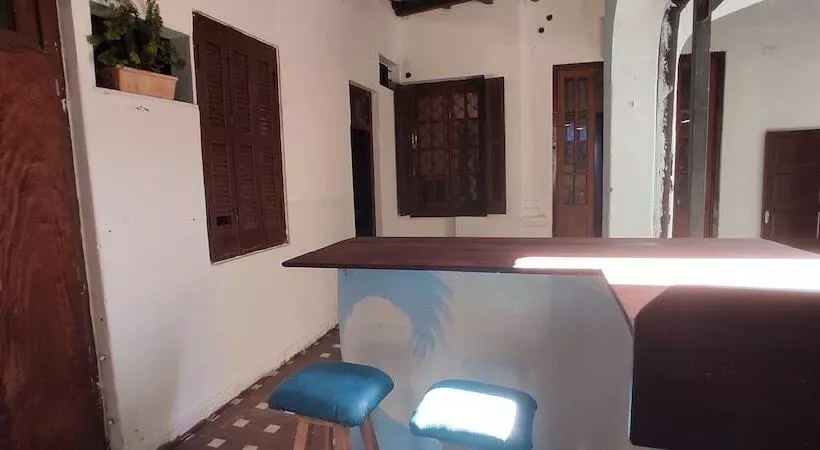 Mediterraneo Youth Hostel