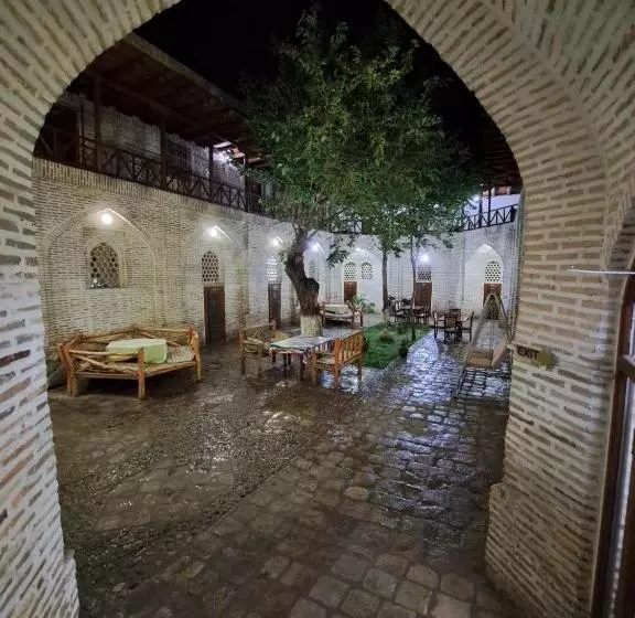 هتل Mekhtarin