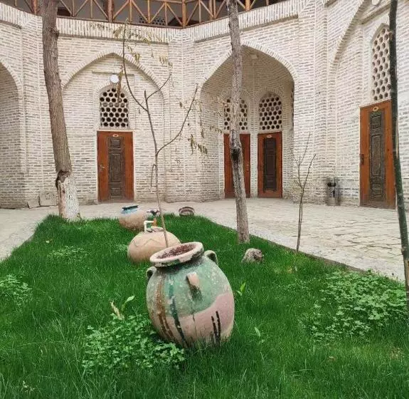 هتل Mekhtarin