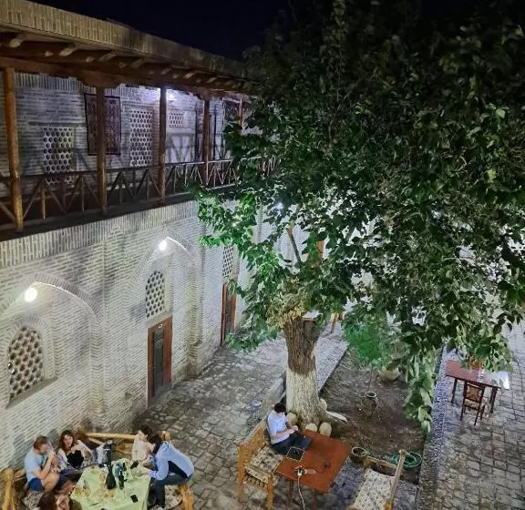 هتل Mekhtarin