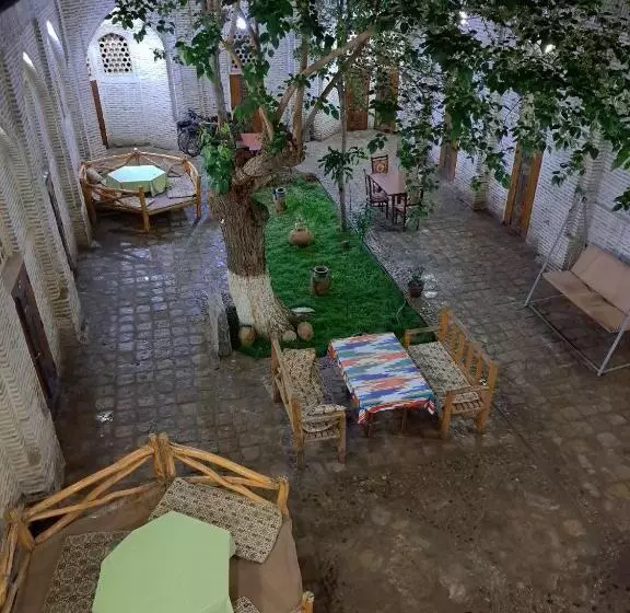 هتل Mekhtarin