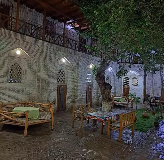 هتل Mekhtarin