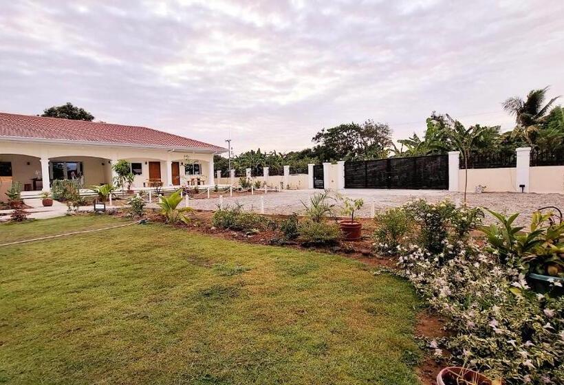 펜션 The Kubo Gardens