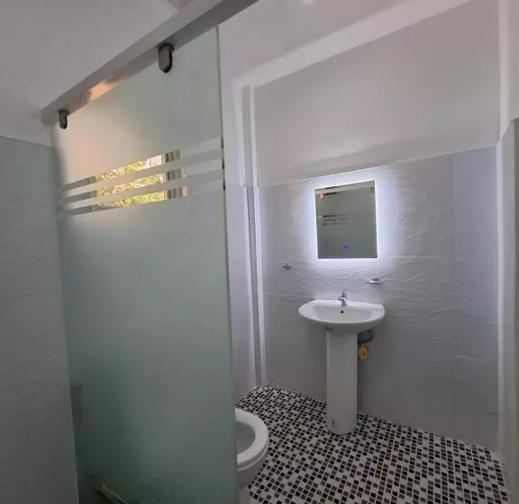 Majatalo The Kubo Gardens