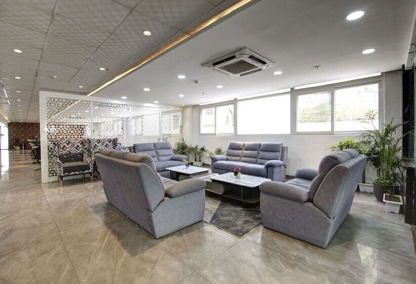 Flxho Cyber One Hotel And Banquet Cyber City