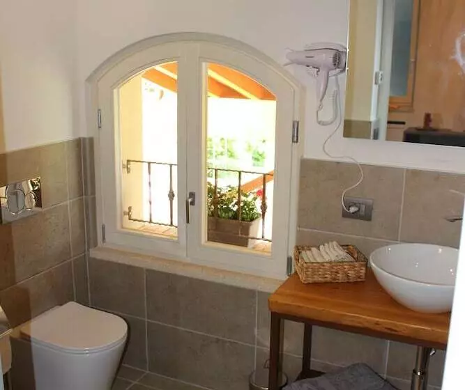 Bed And Breakfast Cà Tognella