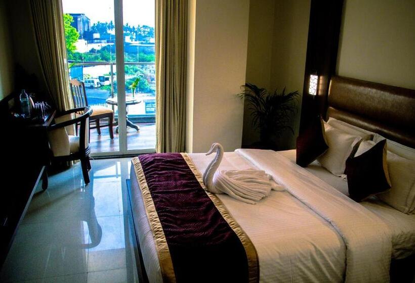 Hotel Malnad Gateway