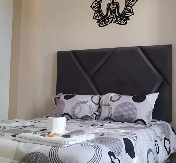 پانسیون Hospedaje Mónaco   Jauja Airport