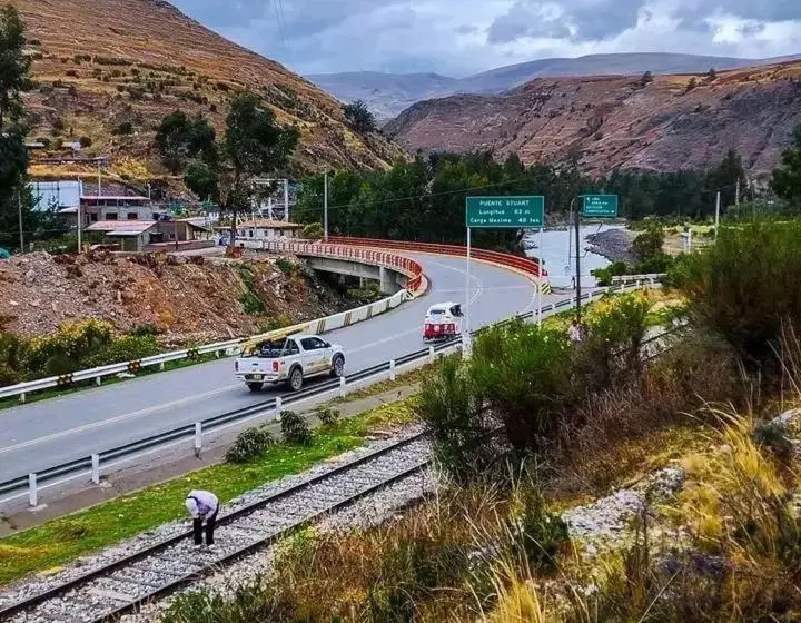 پانسیون Hospedaje Mónaco   Jauja Airport