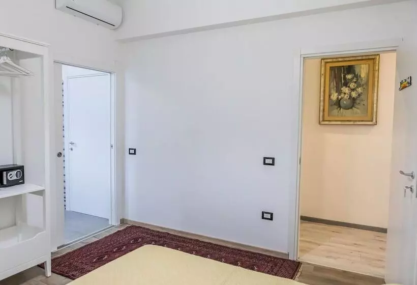 پانسیون La Fenice Suites Sardinia