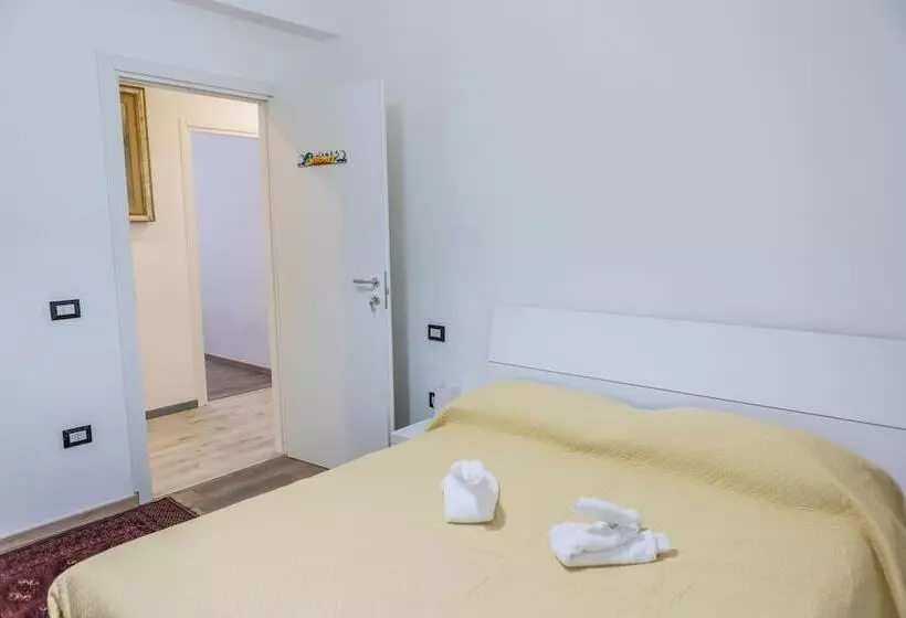 پانسیون La Fenice Suites Sardinia