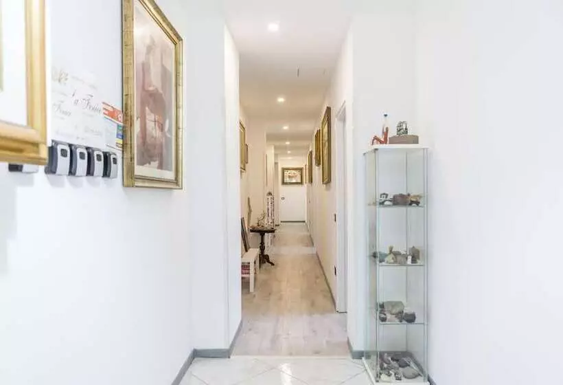 پانسیون La Fenice Suites Sardinia