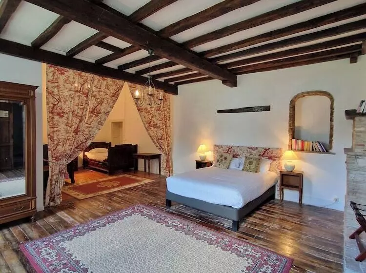 Hotelli Le Manoir De Lisle