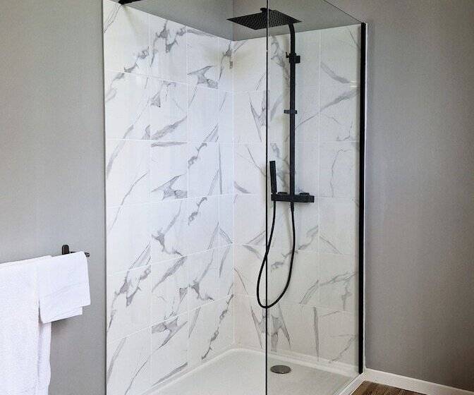 هتل Le Manoir De Lisle