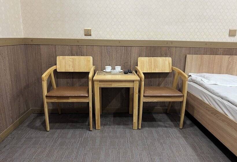 Negdelchin Hotel & Service Apartment