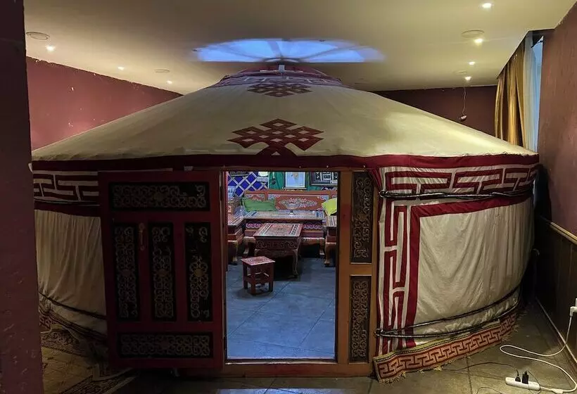 Negdelchin Hotel & Service Apartment