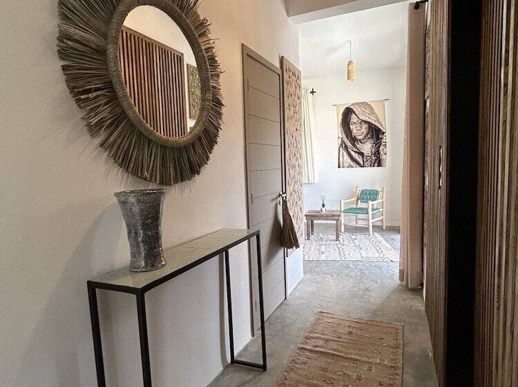 膳宿费 Dar Almajula