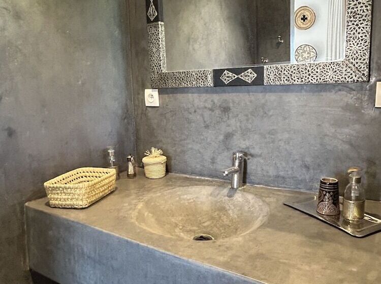 膳宿费 Dar Almajula