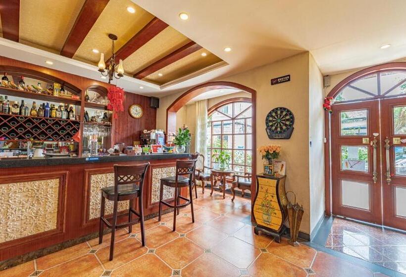 Retkeilymaja Junshe Boutique Guest House