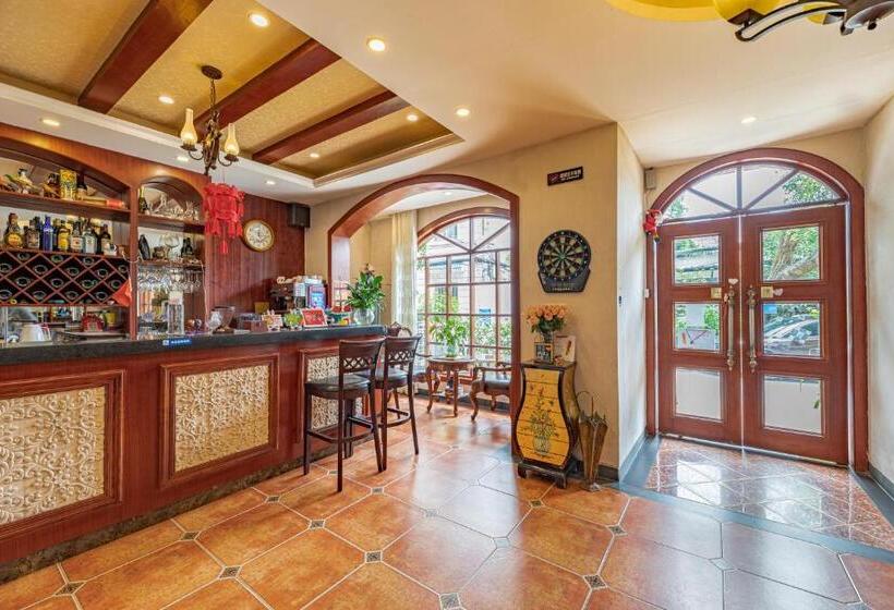 Retkeilymaja Junshe Boutique Guest House