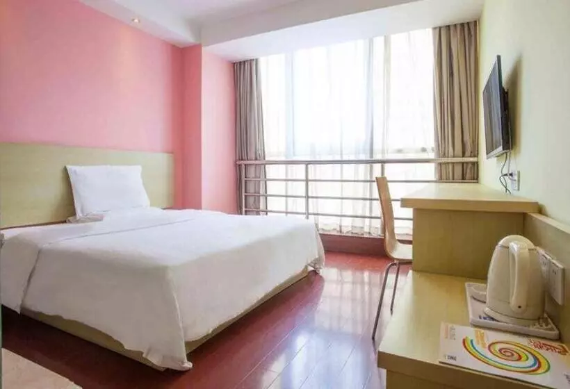 Hotelli 7 Days Inn Qingdao Liaoyang West Road Xinye Plaza Metro Station
