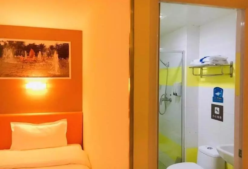 Hotelli 7 Days Inn Qingdao Liaoyang West Road Xinye Plaza Metro Station