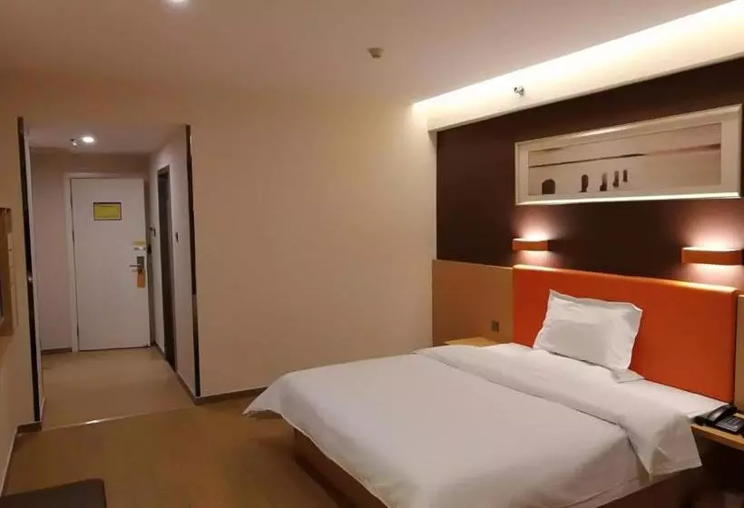 Hotelli 7days Premium Zhengzhou Jingsan Road Century Lianhua