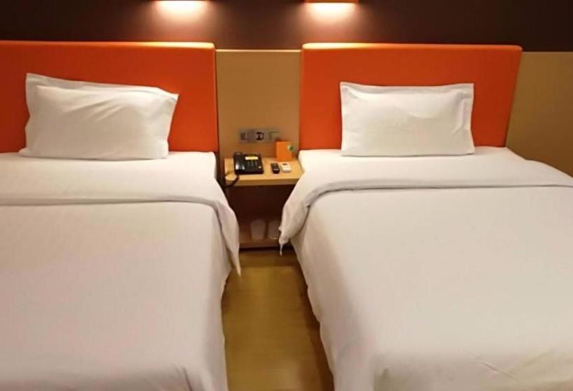 호텔 7days Premium Zhengzhou Jingsan Road Century Lianhua